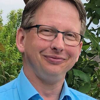 Pastor_Roland_Herrmann